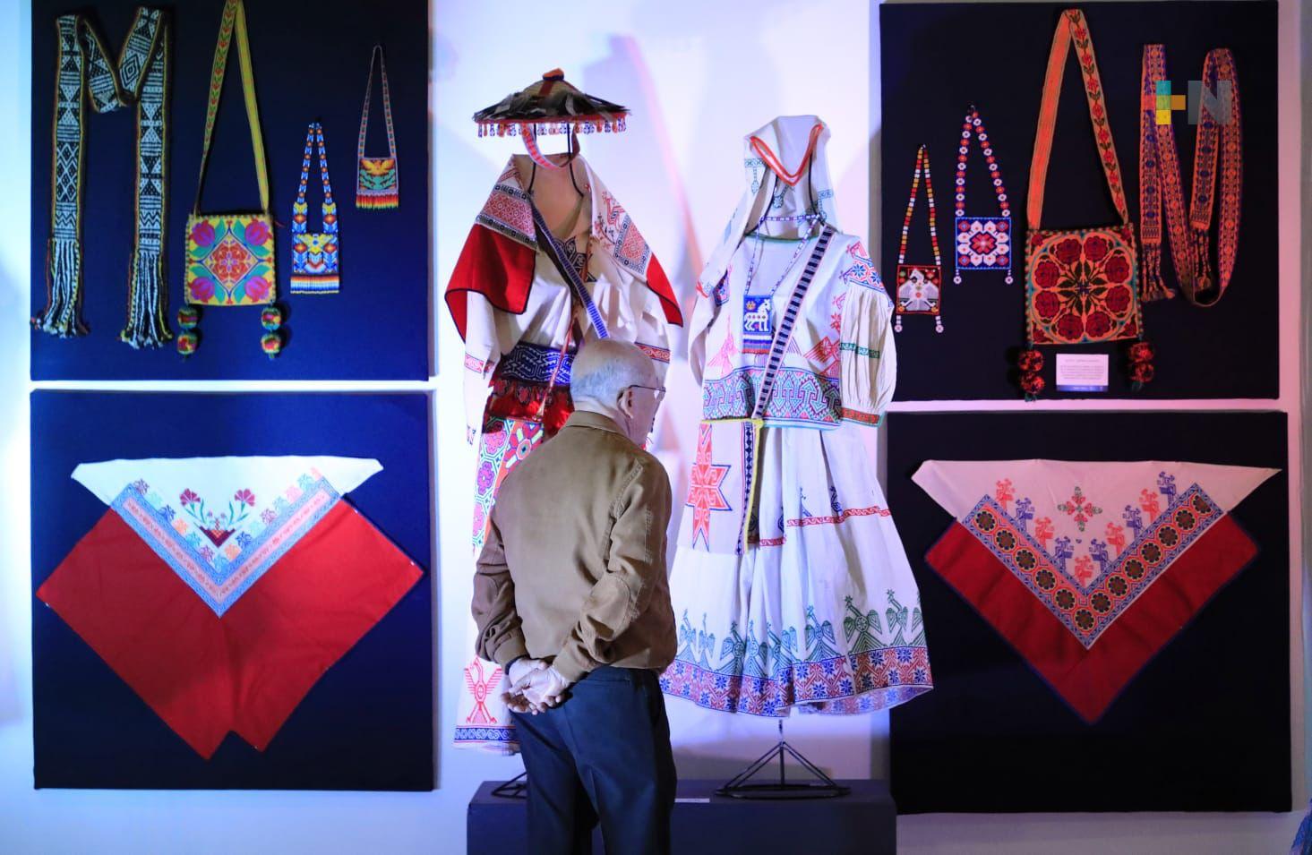 Indumentaria tradicional mexicana, reflejo de riqueza cultural de pueblos