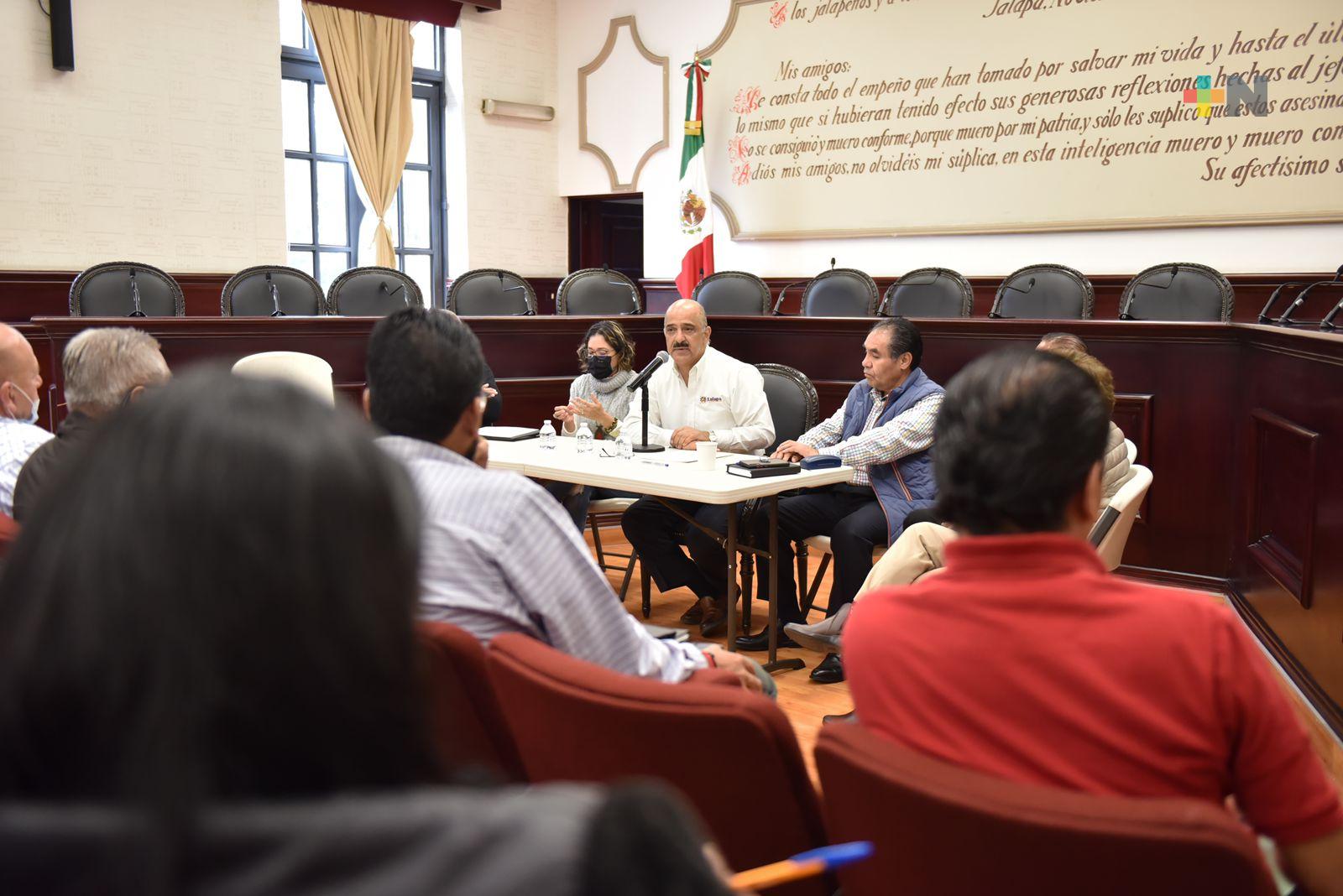 Siguen en negociaciones, sindicatos y el  Ayuntamiento