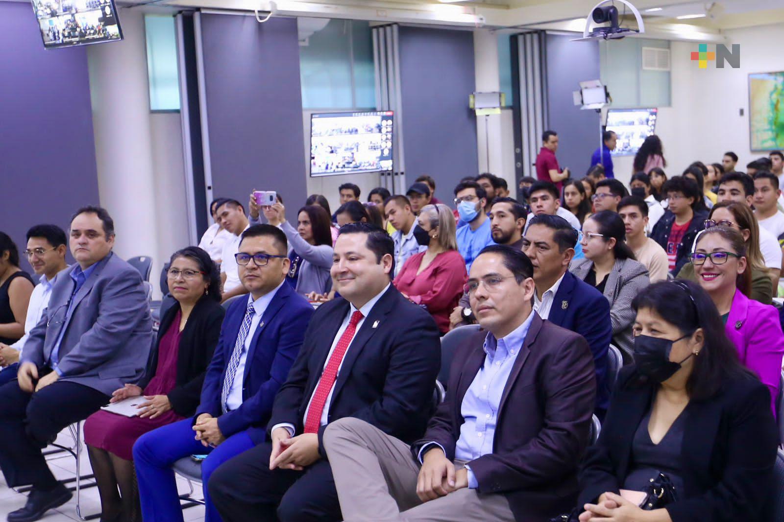 Veracruz participa en las Semanas Universitarias por la Transparencia