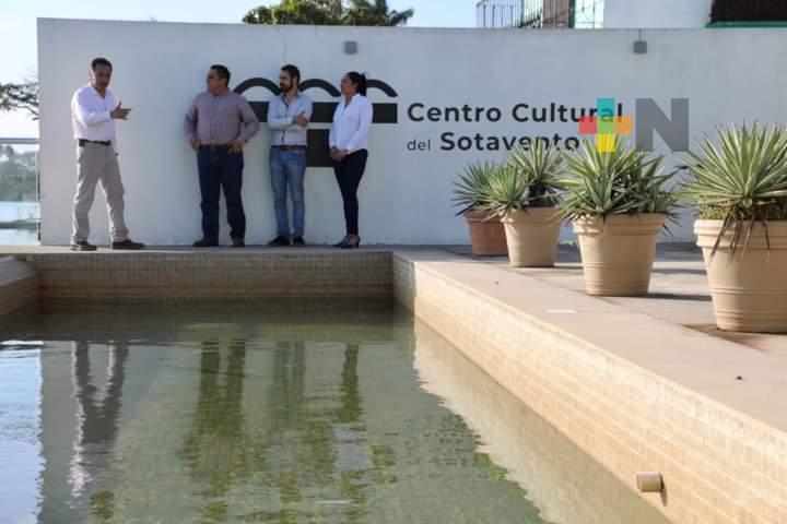 Visita Gobernador el Centro Cultural del Sotavento