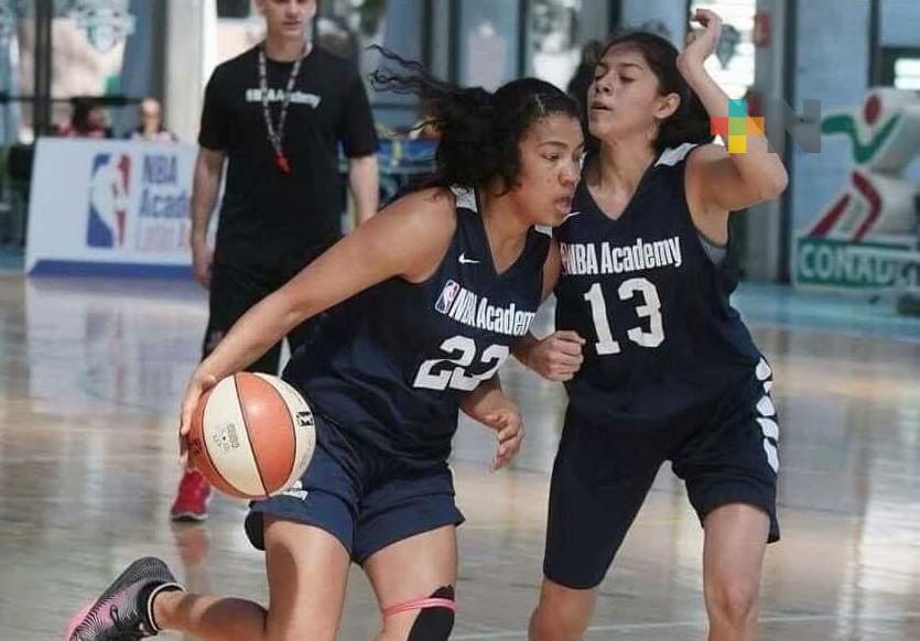Cinthya Dominguez reforzará a los Halcones Rojos Femenil