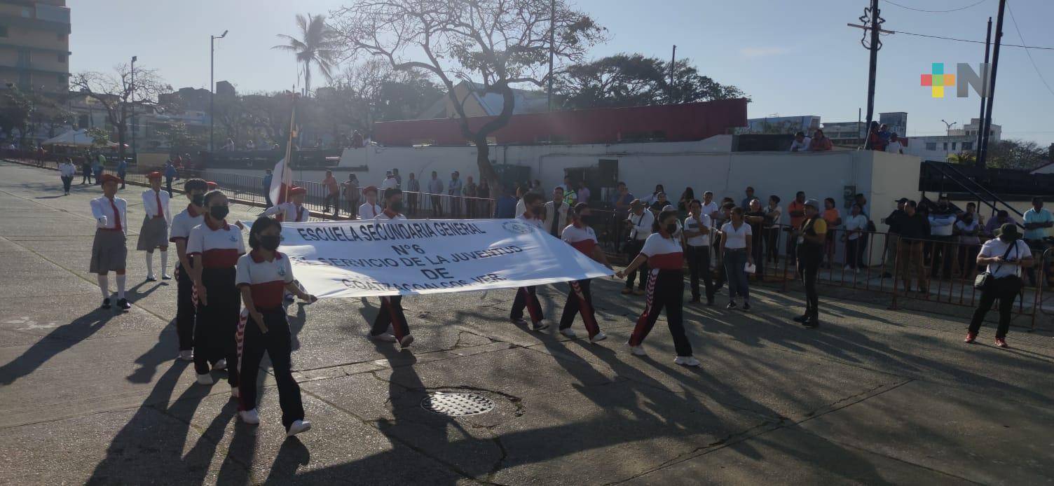 Realizan ceremonia por Día de la Bandera en Coatzacoalcos