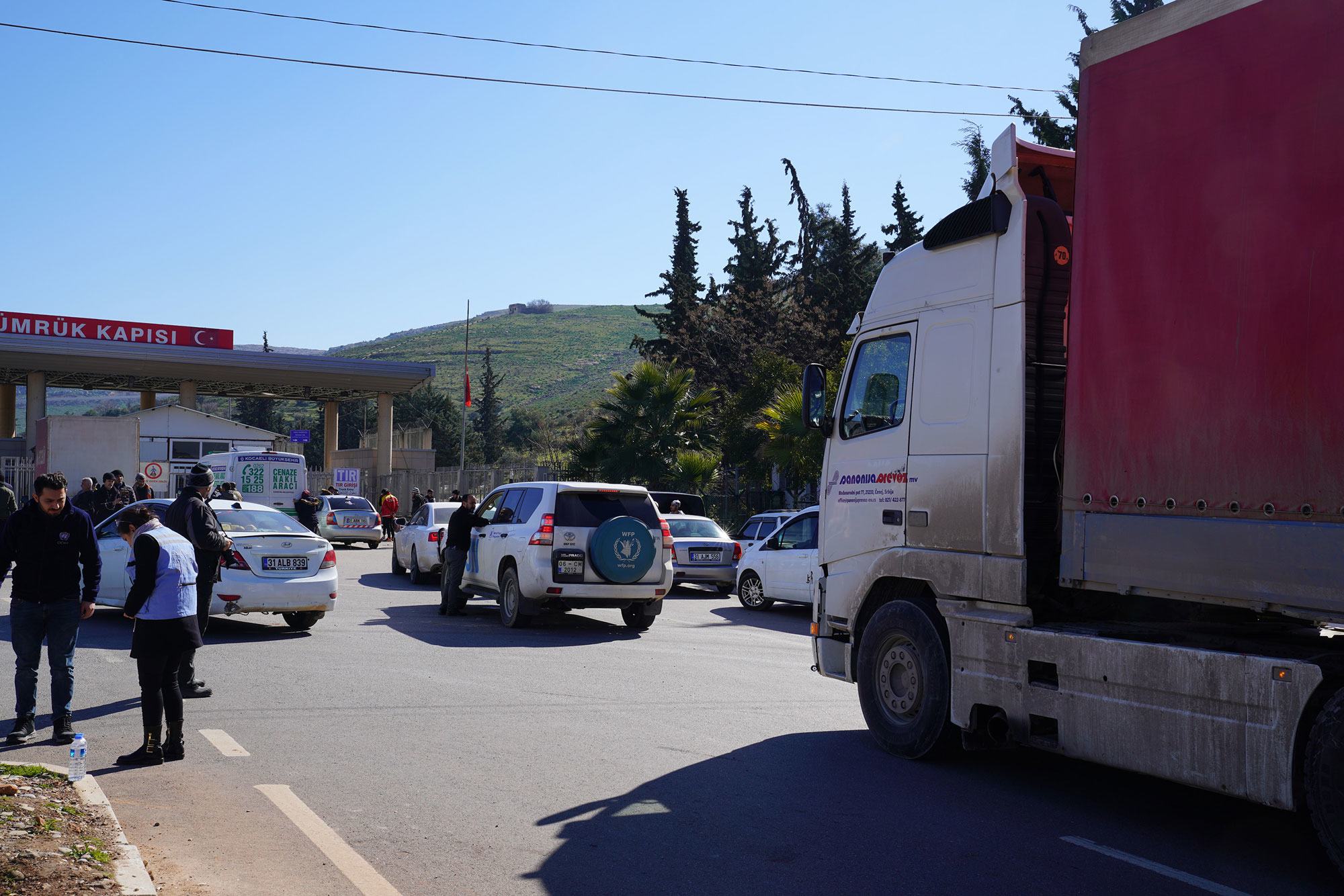 Más suministros médicos para las víctimas del terremoto en Siria