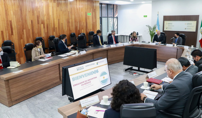 Intensifican México y Argentina intercambio comercial de alimentos para combatir inflación