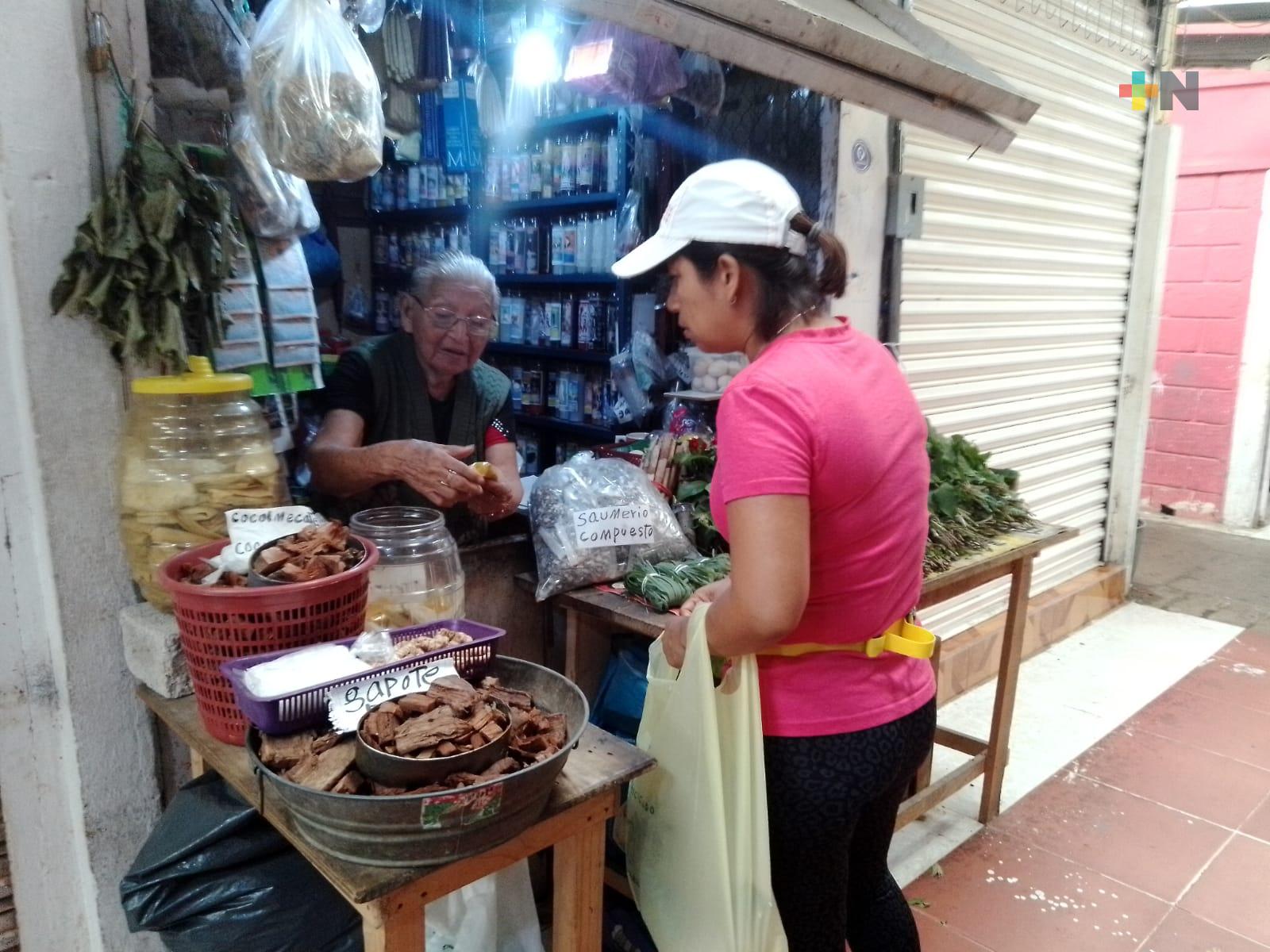 Esperan yerberos de Tuxpan repunte de ventas por primer viernes de marzo