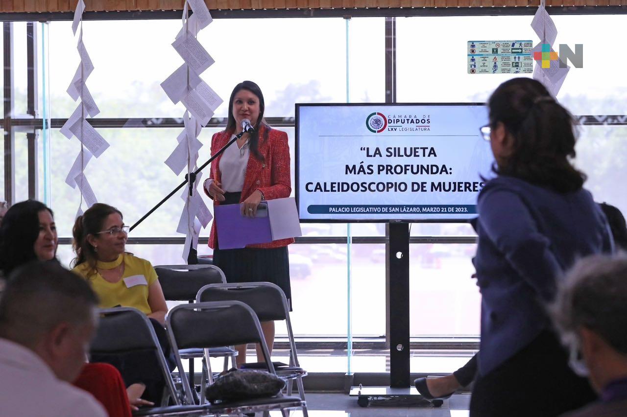 Realizan en la Cámara de Diputados el conversatorio “La silueta más profunda: caleidoscopio de mujeres”