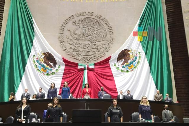 Cámara de Diputados guardó minuto de silencio por migrantes fallecidos en Ciudad Juárez