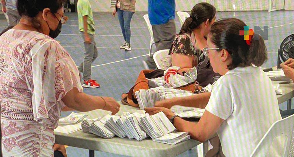 Realizan pago de pensiones para adultos mayores en Boca del Río