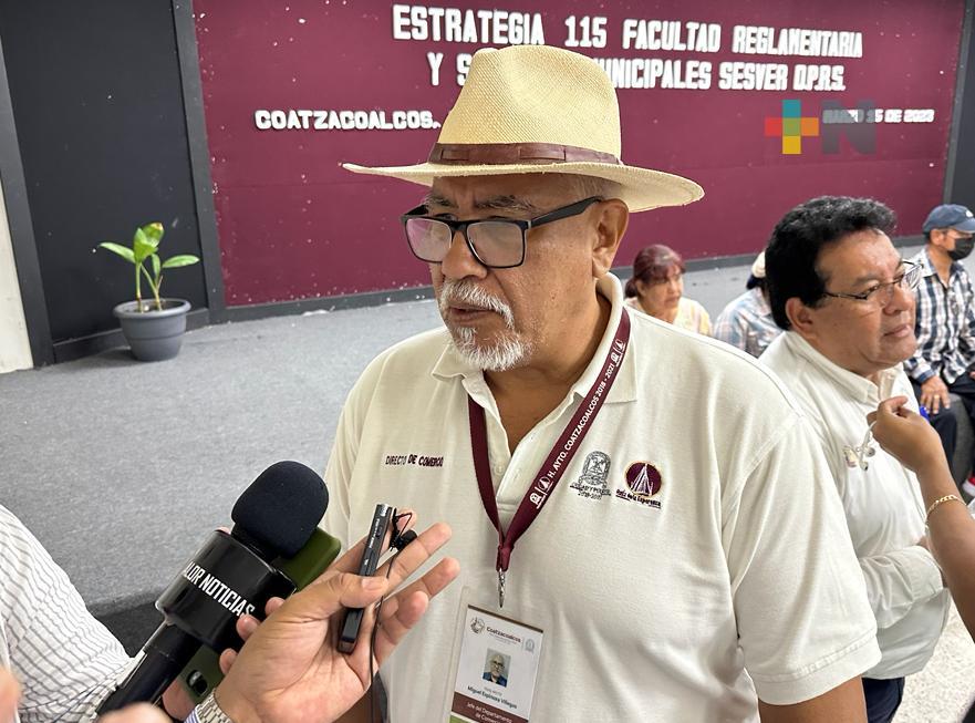 Comité Expo Coatza decidirá si vendedores ambulantes se instalan en recinto ferial