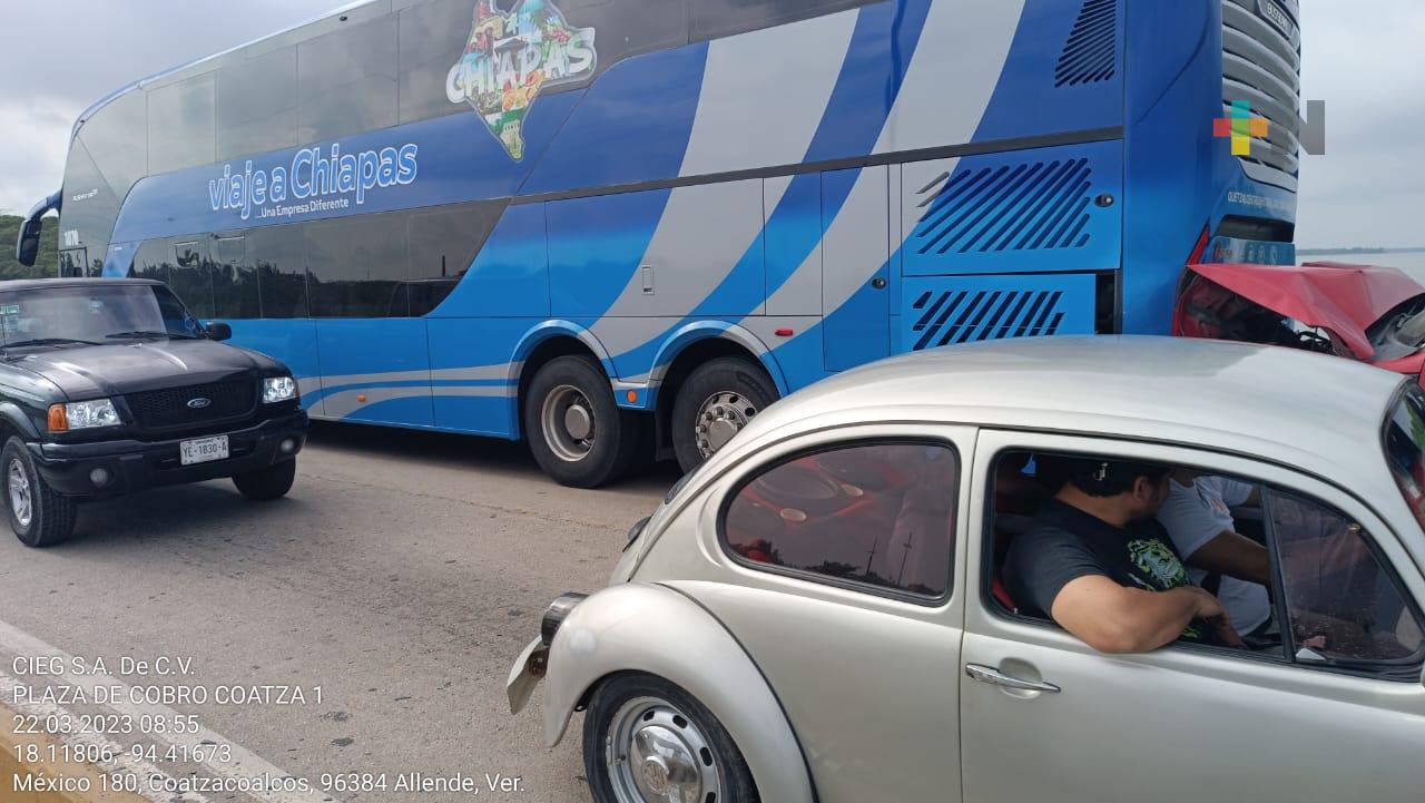 Nuevo accidente en puente Coatzacoalcos I; no hubo lesionados