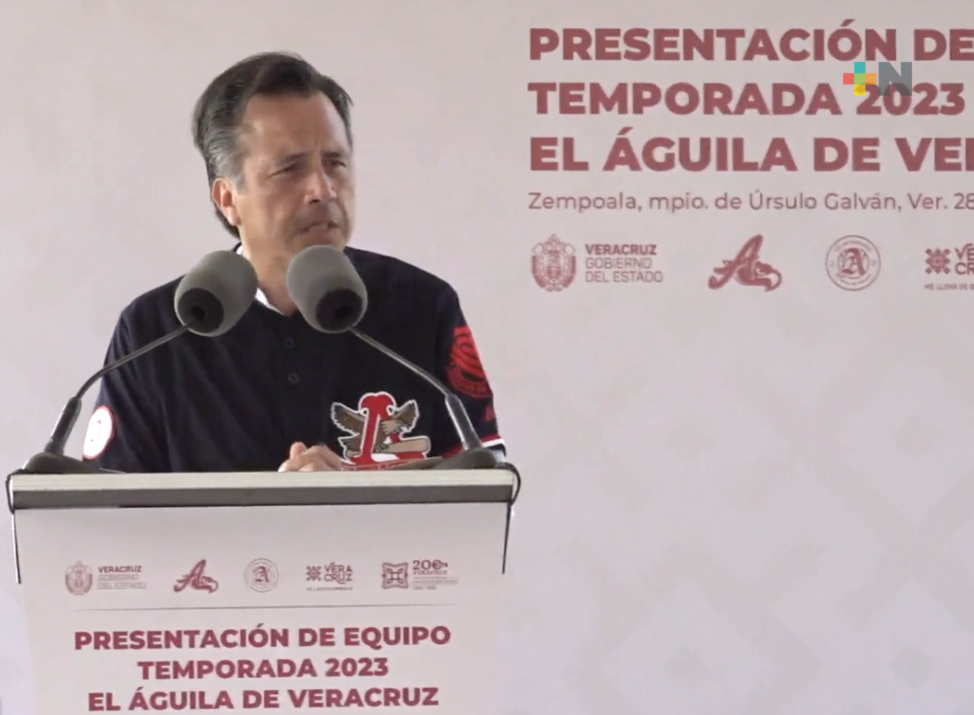 Preside Cuitláhuac García la presentación de El Águila de Veracruz