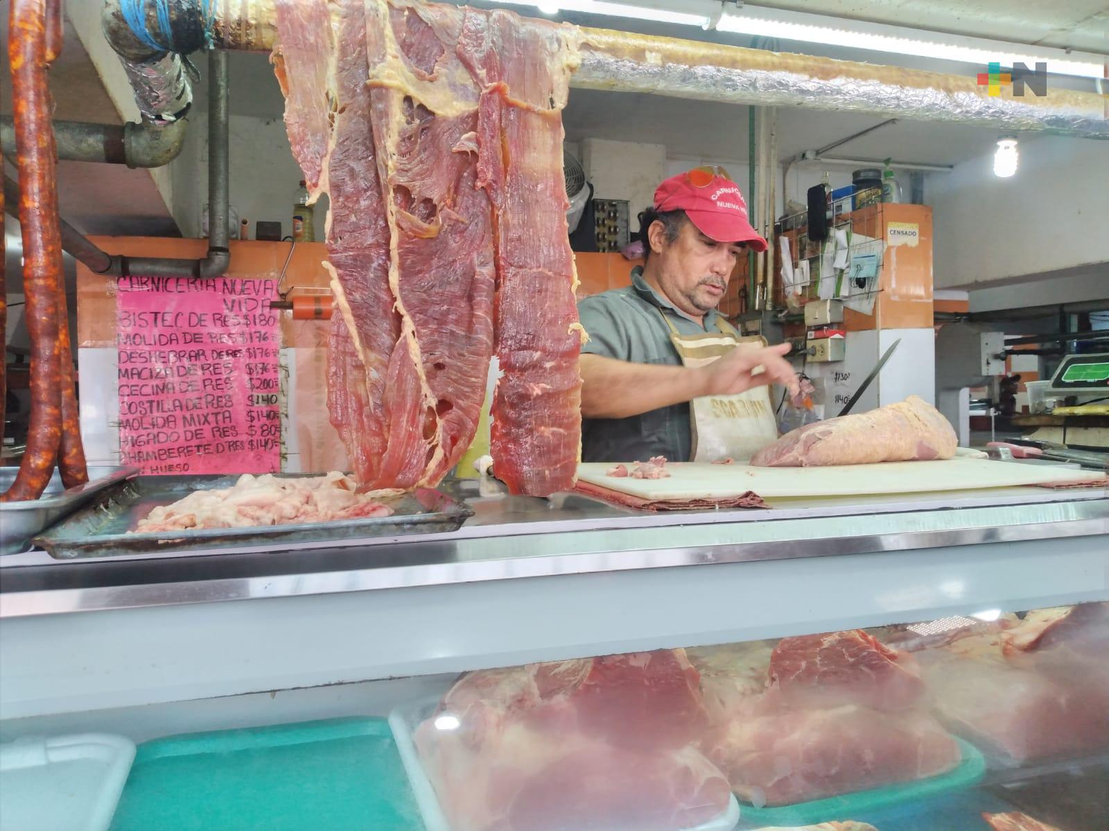 En 20% disminuyó venta de carne de res y cerdo en mercado Hidalgo de Veracruz
