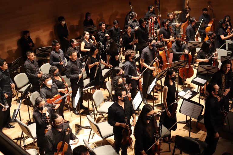 Disfruta del concierto de aniversario de la OSJEV en el Teatro del Estado