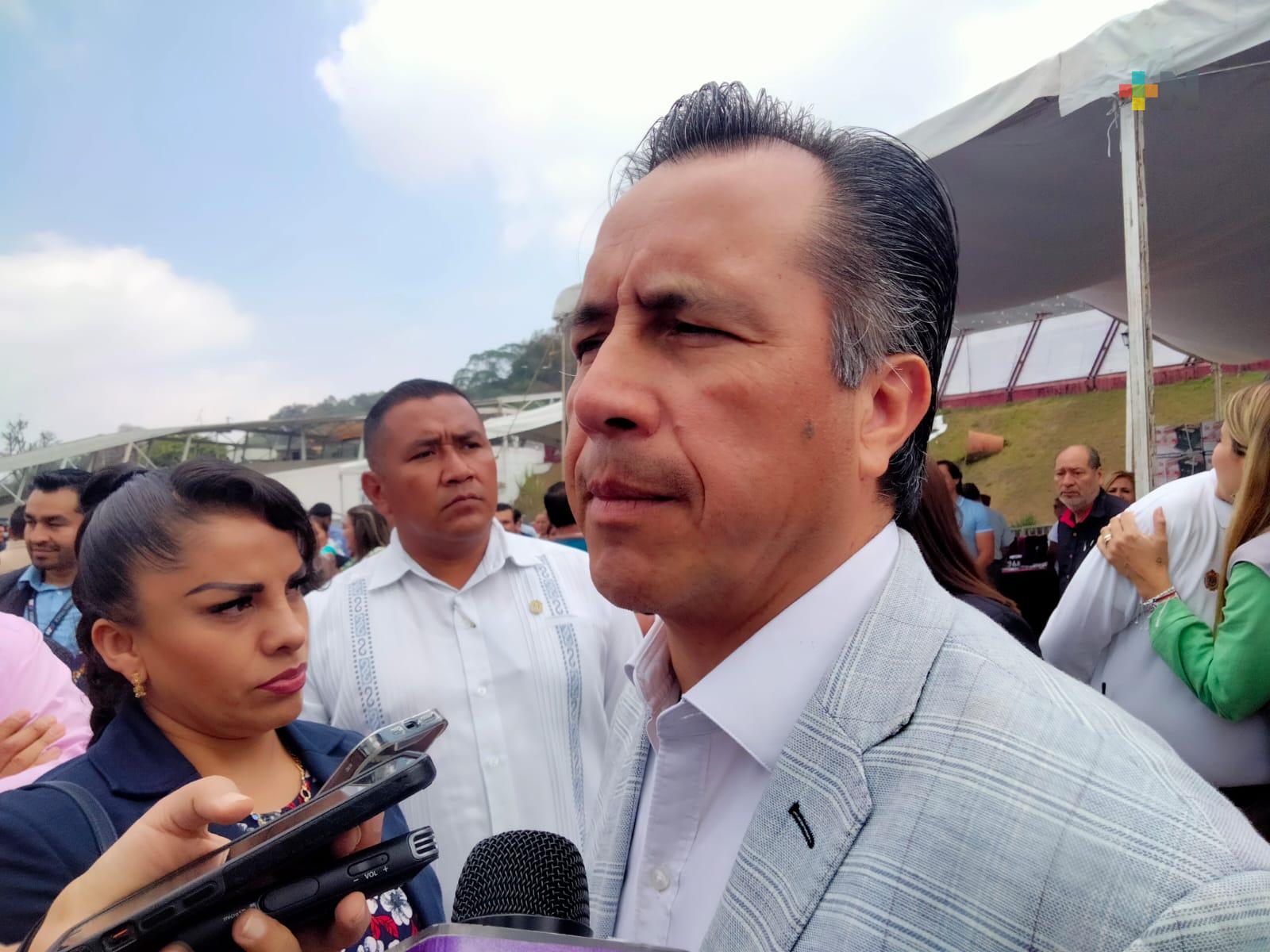 Gobernador: continúa investigación por venta de plazas en la SEV en bienio anterior