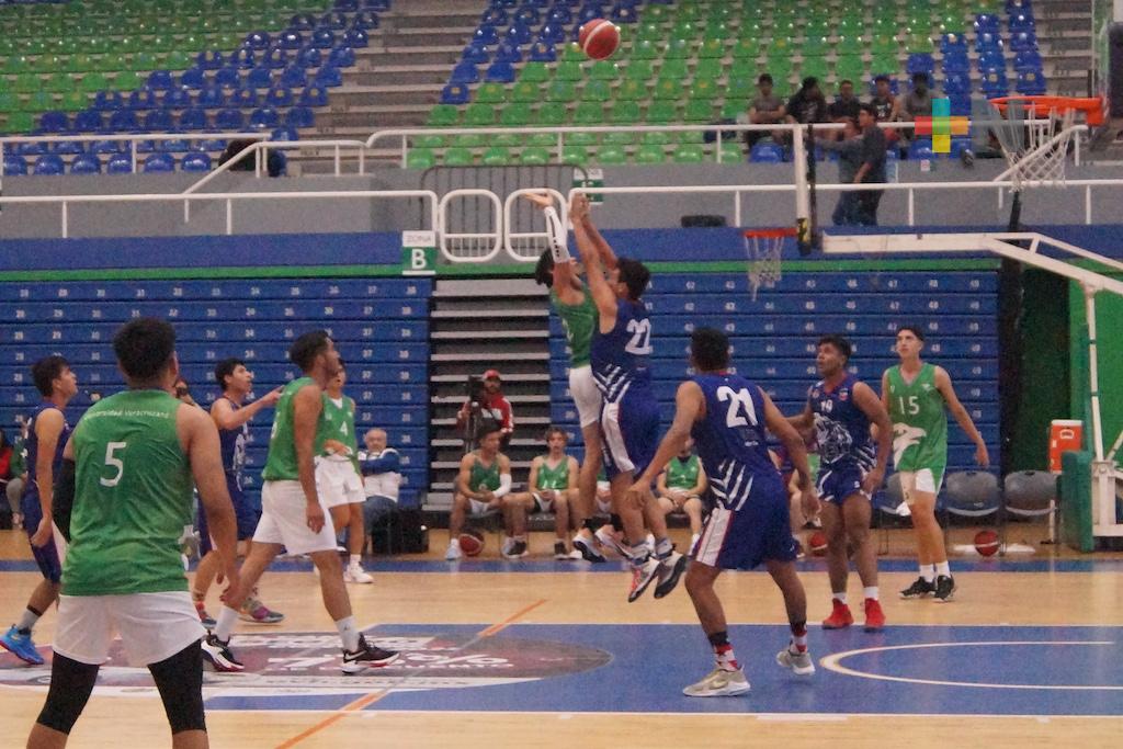 Halcones UV participará en Universiada Regional, en basquetbol varonil