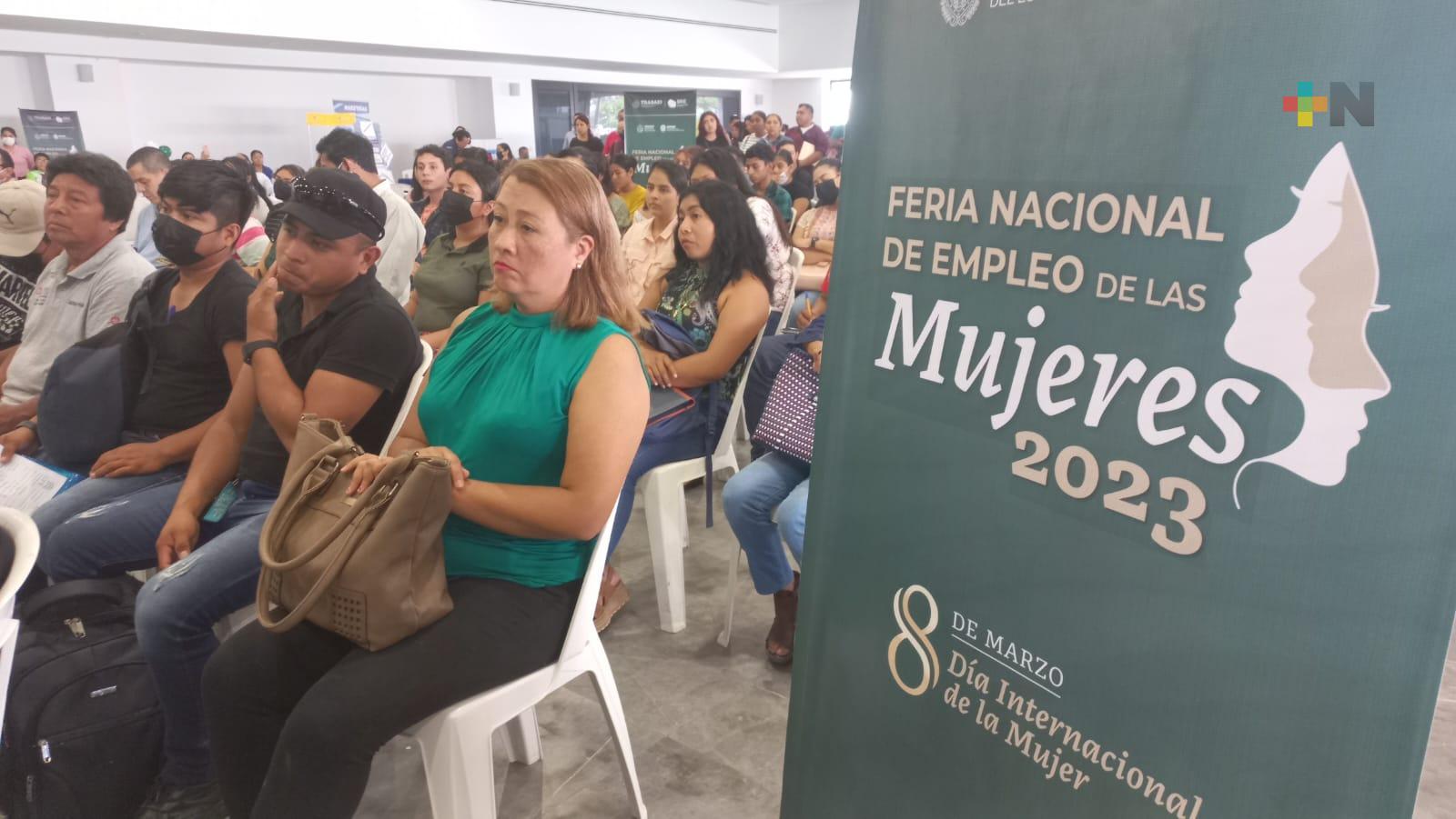 Se realizó en Coatzacoalcos la Feria Nacional de Empleo de la Mujer