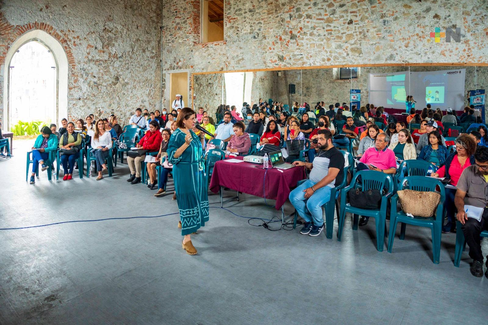 Acuden 98 empresarios y emprendedores a seminario de fortalecimiento de MIPyMEs