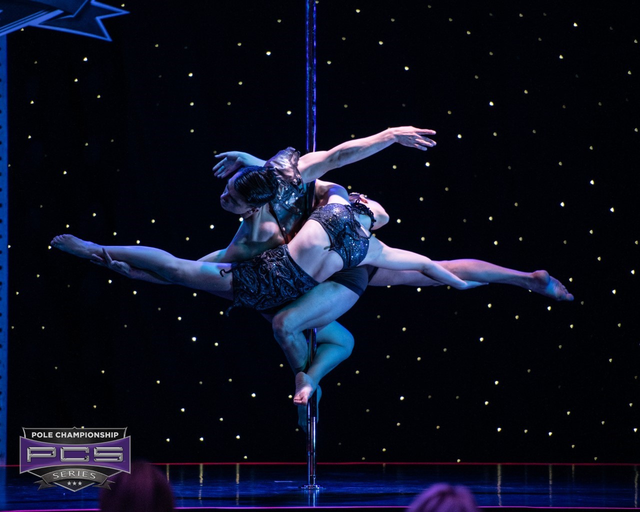 México gana dos oros en campeonato internacional de pole sport