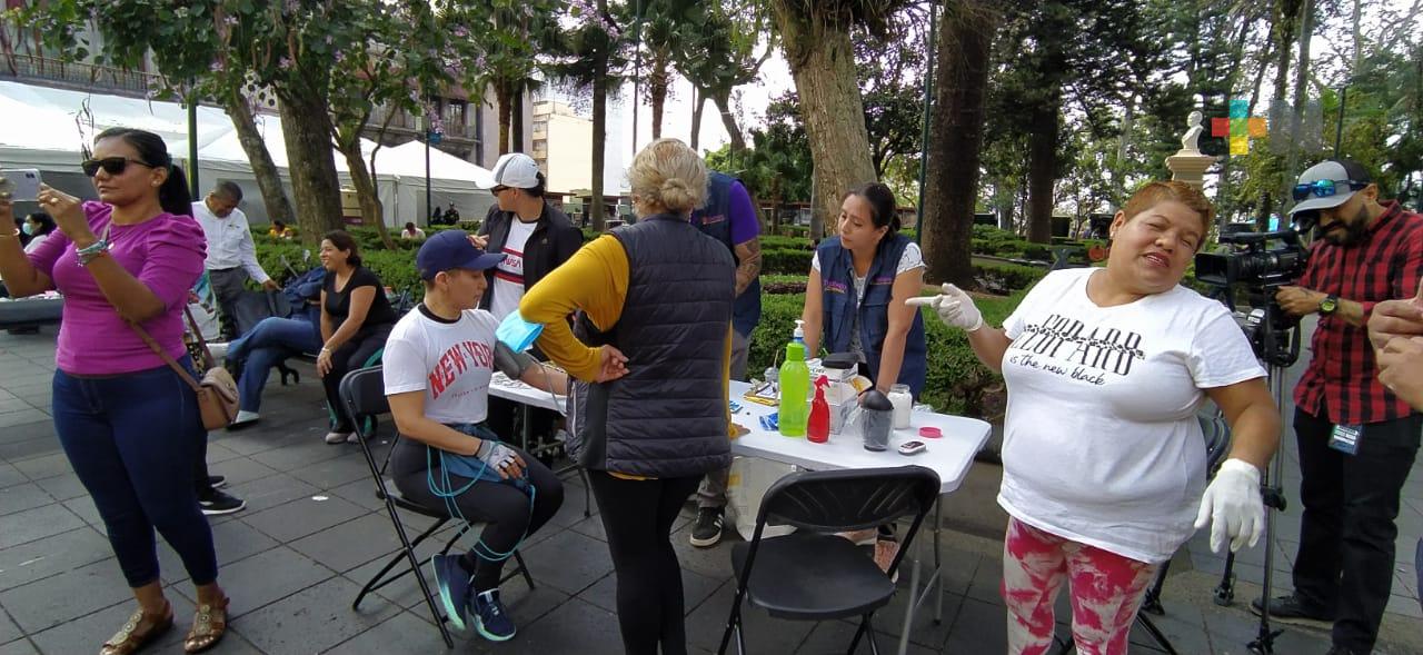 Ayuntamiento de Xalapa continúa con las jornadas de salud en parque Juárez