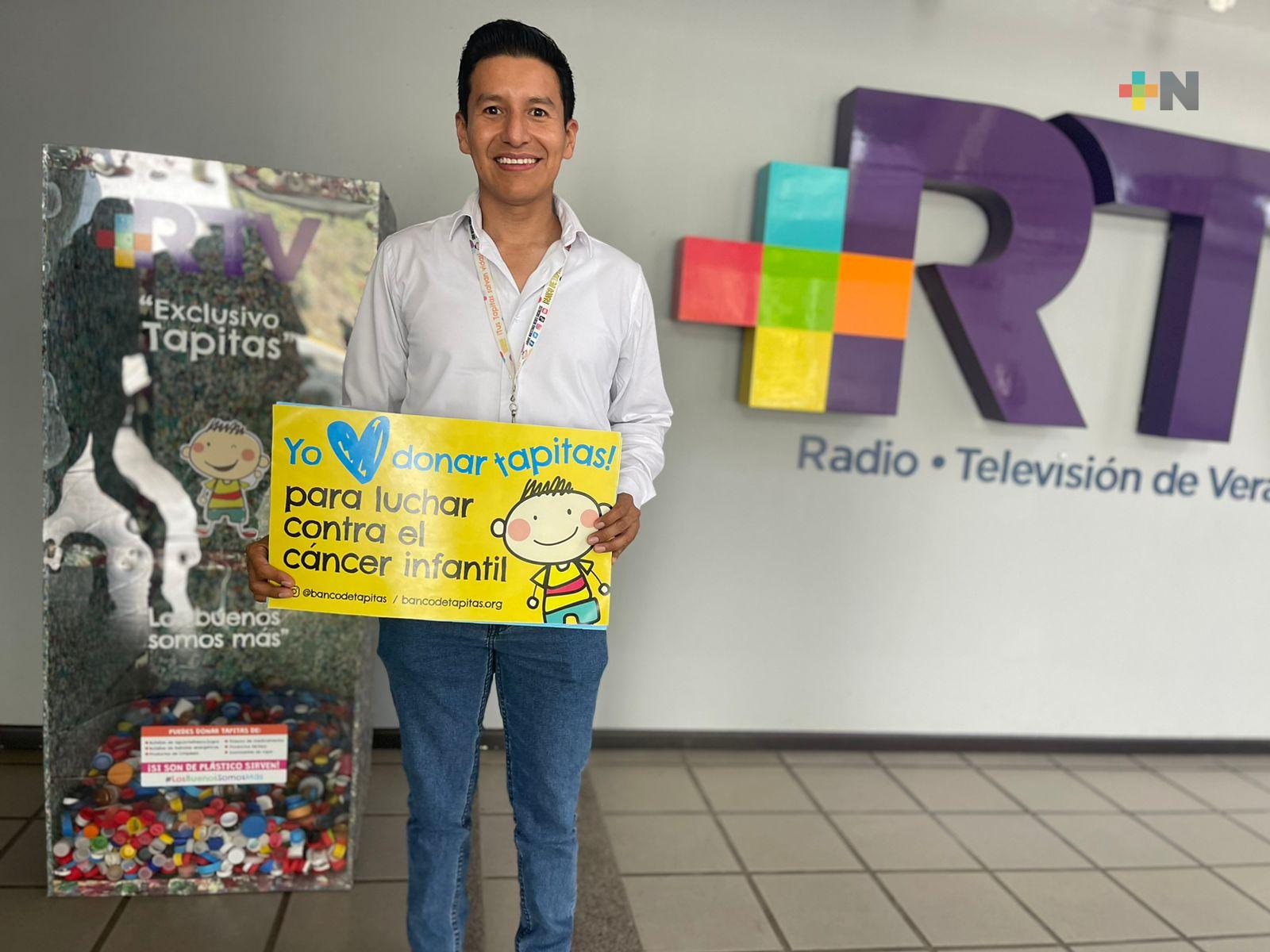 Colocan contenedor de tapitas en RTV en apoyo a infantes con cáncer