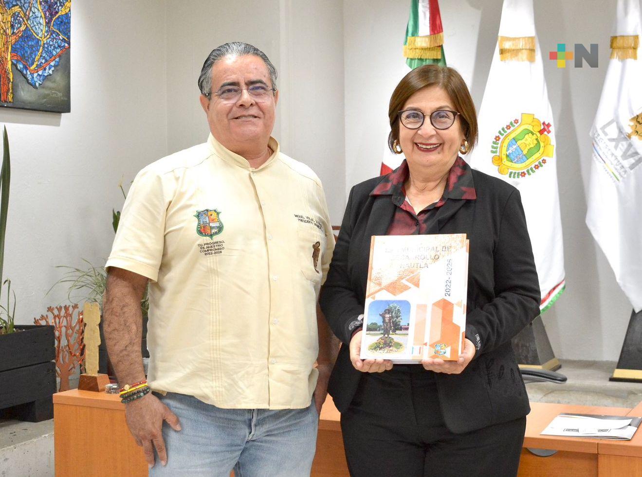 Recibe Presidenta del Congreso actualización del Plan de Desarrollo de Nautla