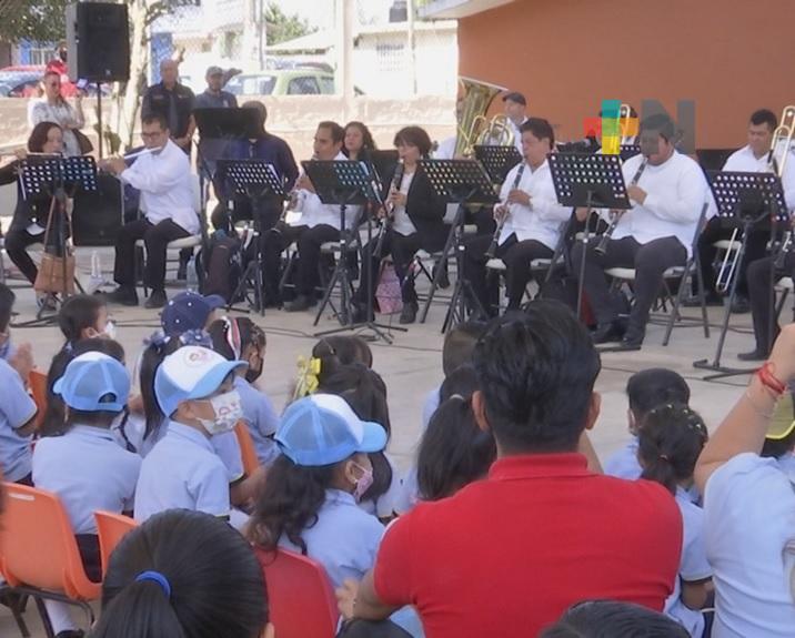 Orquesta Municipal Pauta Nueva ofrece concierto didáctico a niños