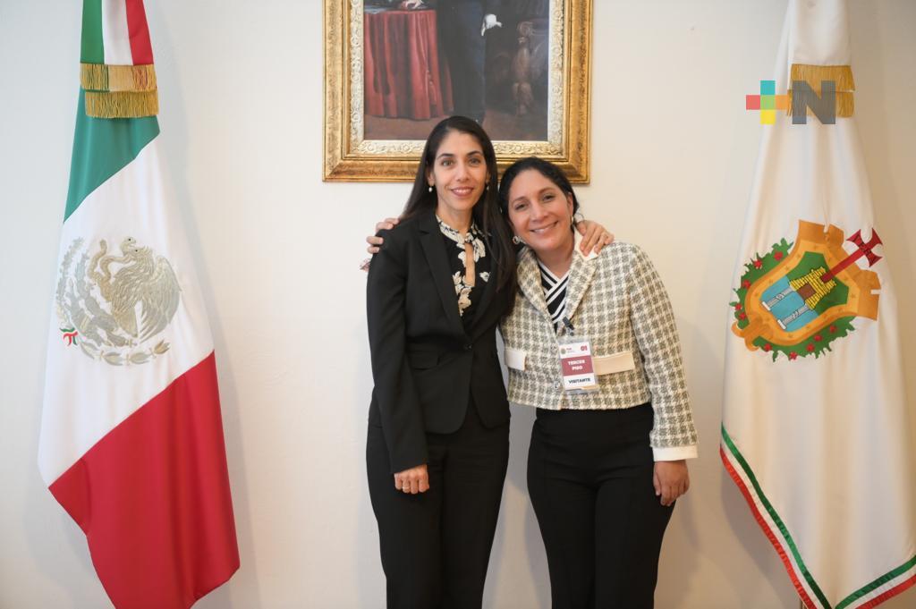 Fiscal general se reúne con la presidenta municipal de Acayucan