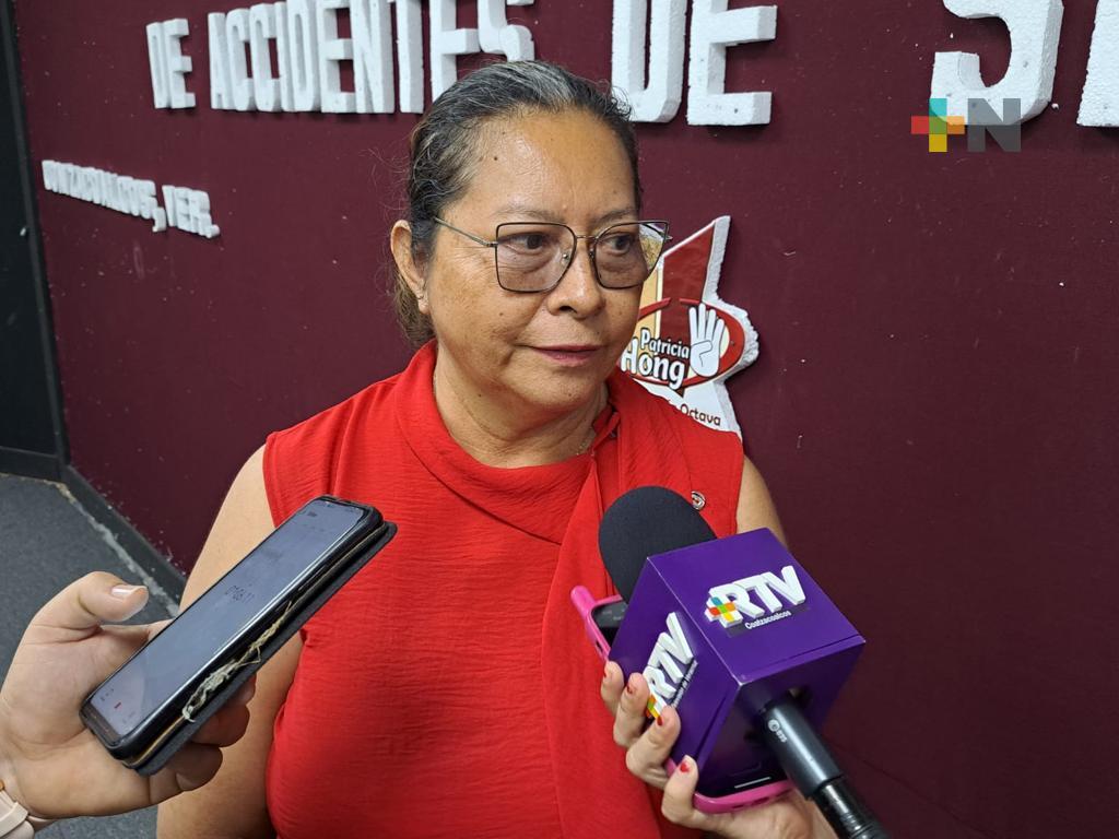 Regidora de Coatza pide a transporte público respetar tarifas en periodo vacacional