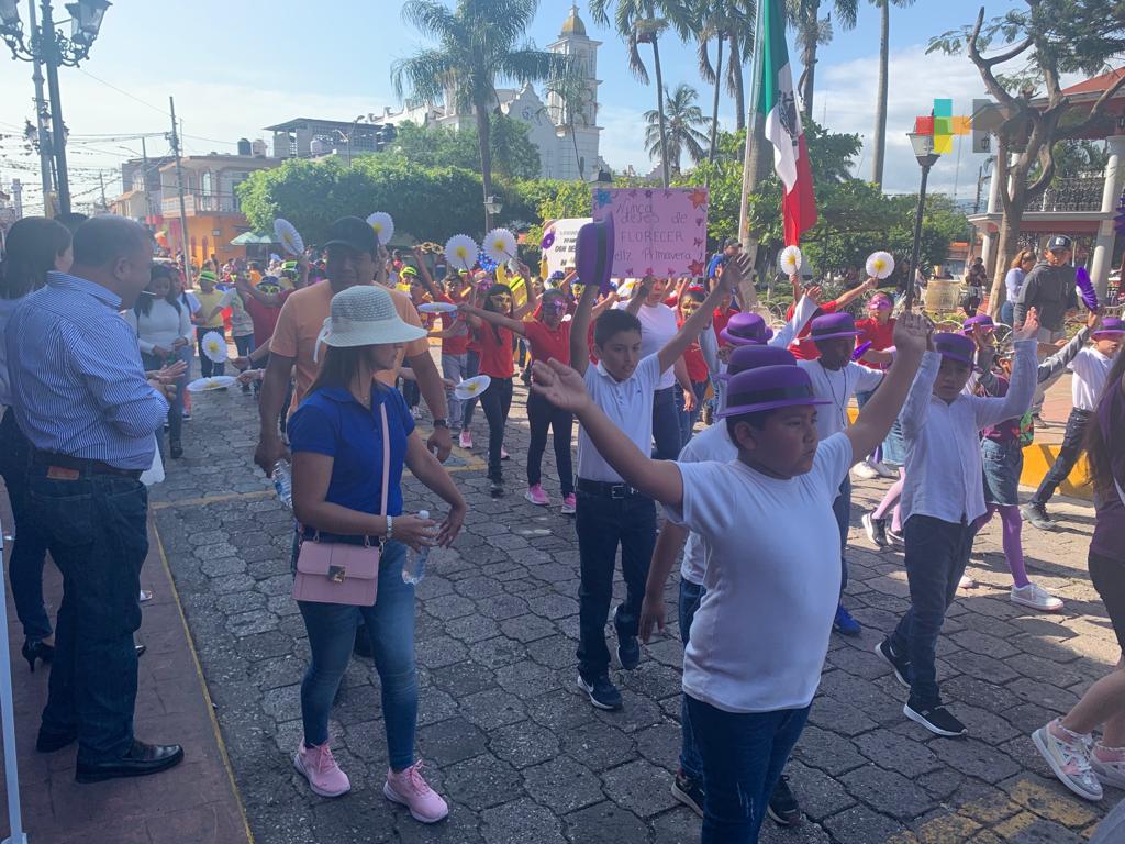 Yanga conmemora natalicio de Benito Juárez y llegada de primavera
