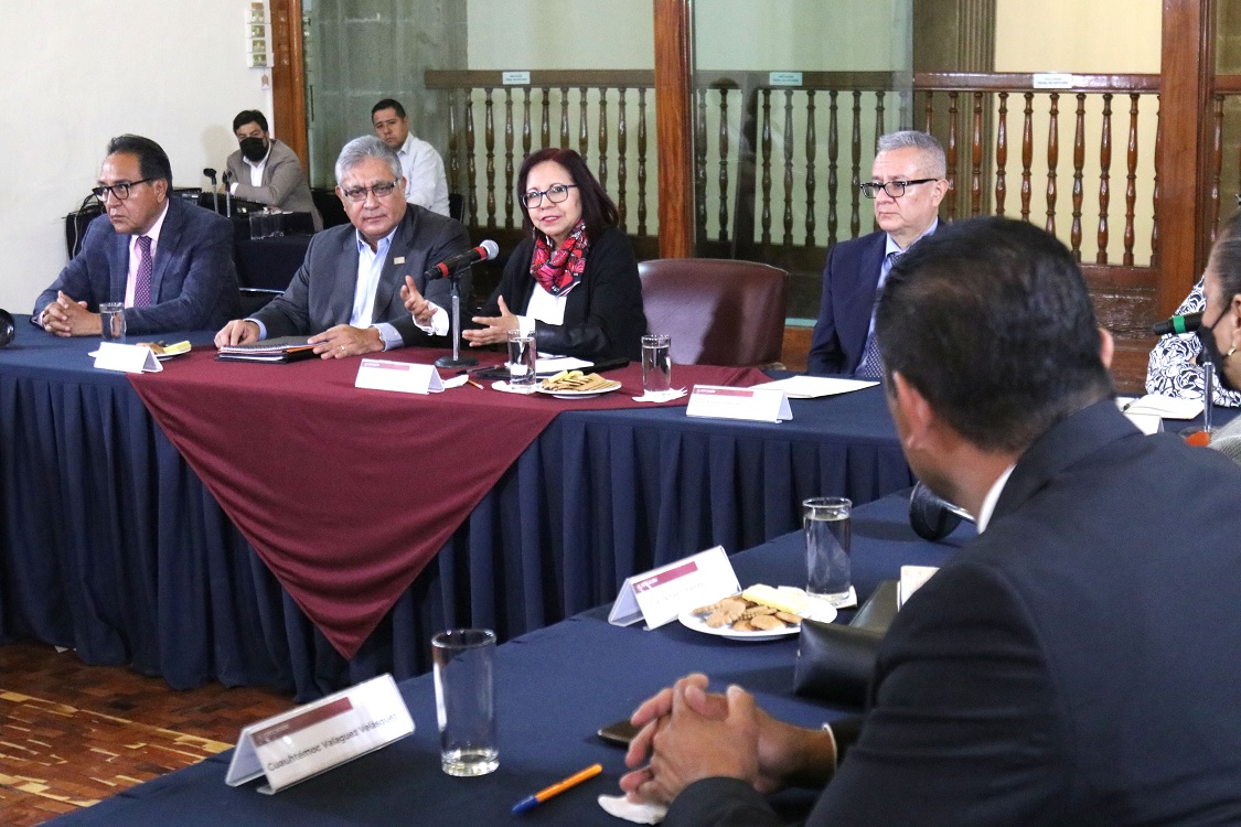 Recibe SEP Pliego Nacional de Demandas 2023 del SNTE