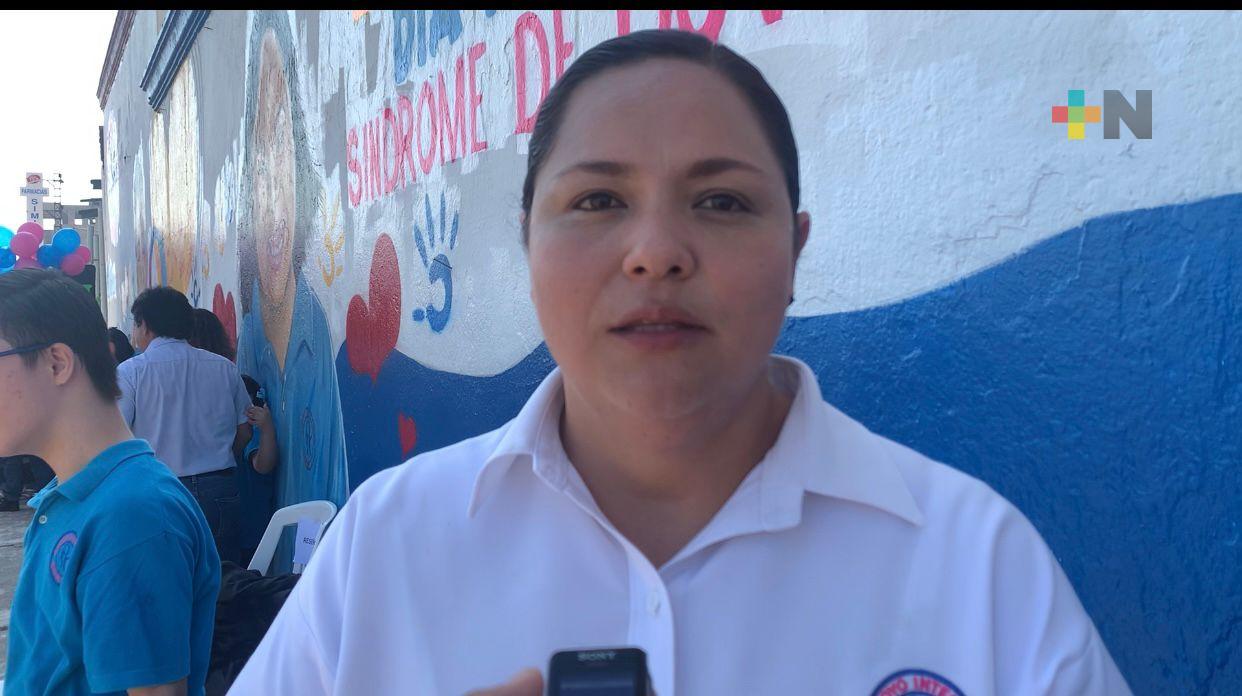 Develan mural inclusivo en apoyo a niños con síndrome de Down