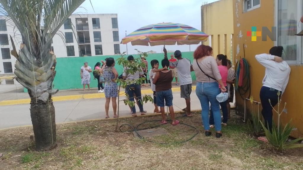 Por cuarta ocasión, sin agua en Villas Odnalor de Coatza