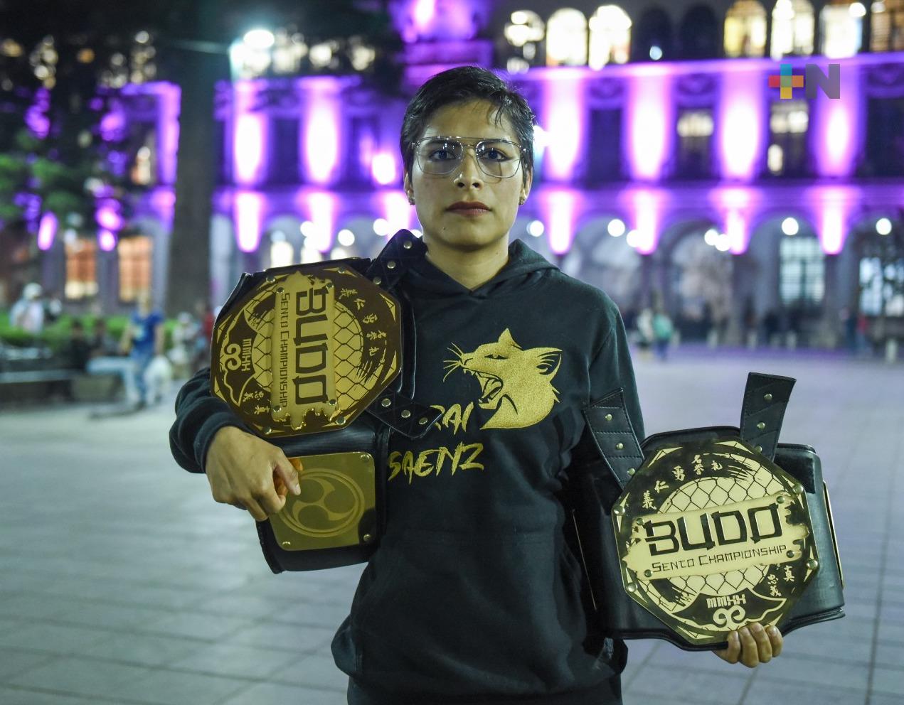 Mujeres, cine y artes marciales, en el parque Juárez