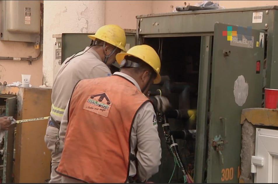 Realiza CFE mantenimiento a 88 transformadores de zona conurbada