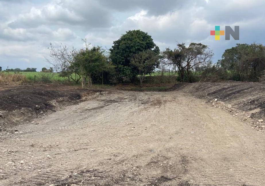 En rescate del campo veracruzano construimos en 4 años, más de mil 100 hoyas de agua en la entidad: Eric Cisneros