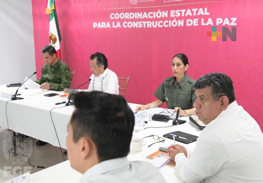 Preside gobernador la Mesa de Coesconpaz, en municipio de Agua Dulce