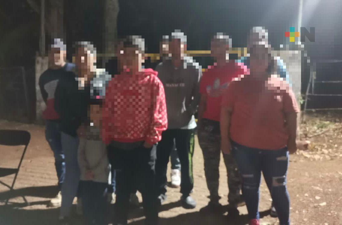 Resguarda policía estatal a 21 personas extranjeras, al sur de Veracruz