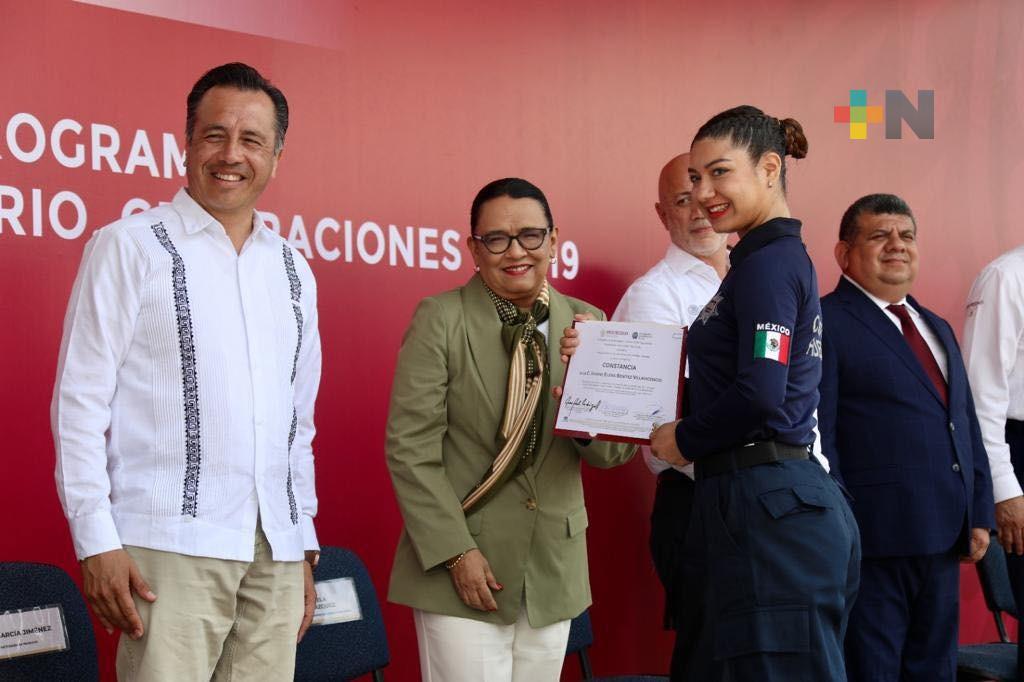 Rosa Icela Rodríguez encabeza ceremonia de graduación policial en «El Lencero»