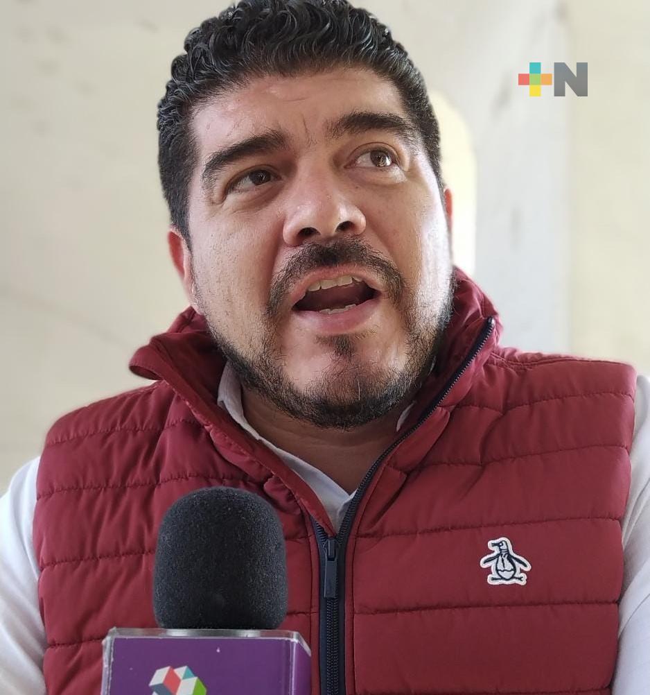 SEV imparte talleres de control de emociones para padres de familia