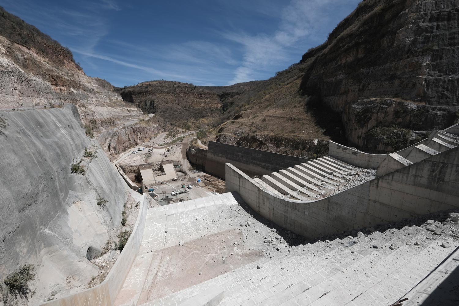 Este año concluirá construcción de El Cuchillo, acueducto La Laguna y El Zapotillo para llevar agua al norte: AMLO