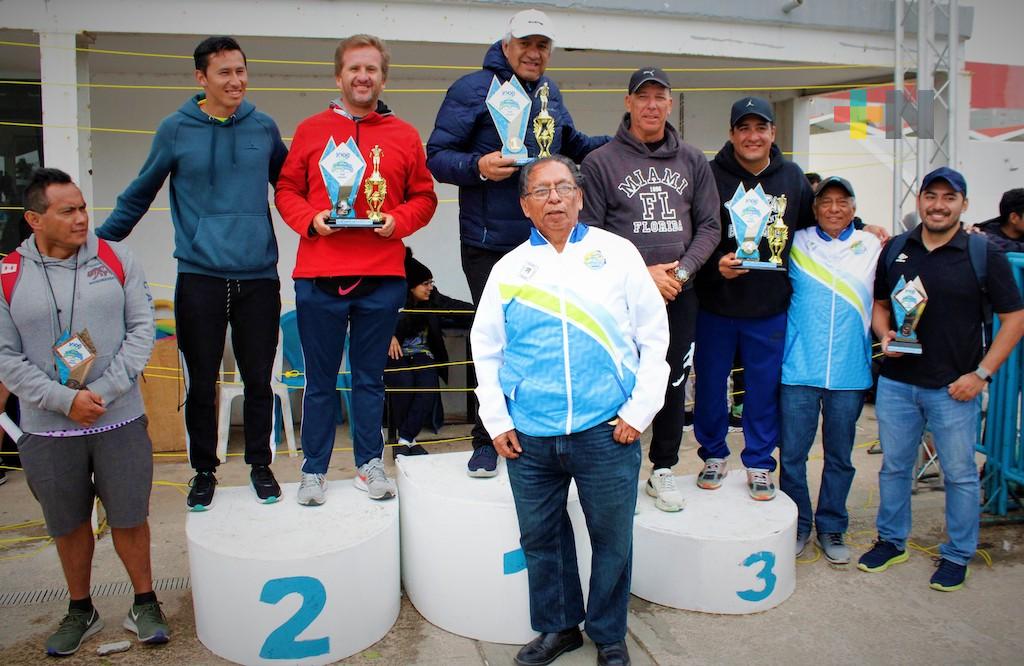 Marmolejo Nadadores campeón del Torneo Álvaro Armas 2023