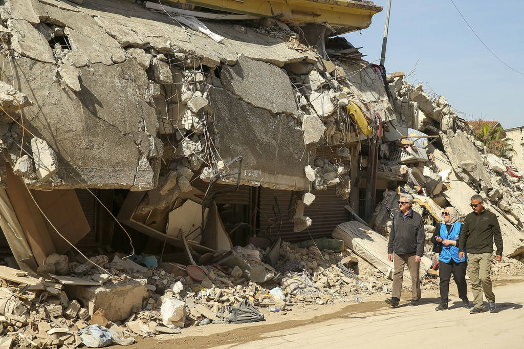 Víctimas del terremoto en Siria y Turquía requieren más recursos