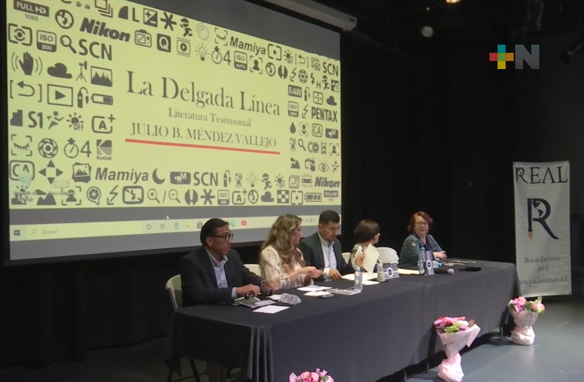 El fotógrafo Julio Méndez Vallejo presentó su libro “La Delgada Línea”