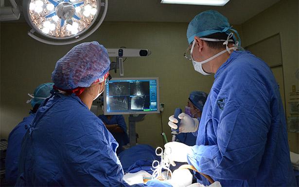 Seguro Social realizó más de 10 mil cirugías por fractura de cadera en 2022