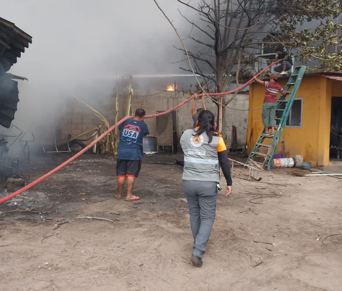 Se registra incendio en Planta recicladora del puerto