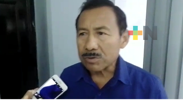 Continúan escriturando escuelas en Tuxpan
