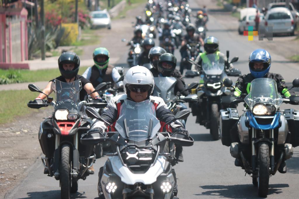 Encabeza Eric Cisneros «Rodada del Orgullo Veracruzano» hacia Acultzingo