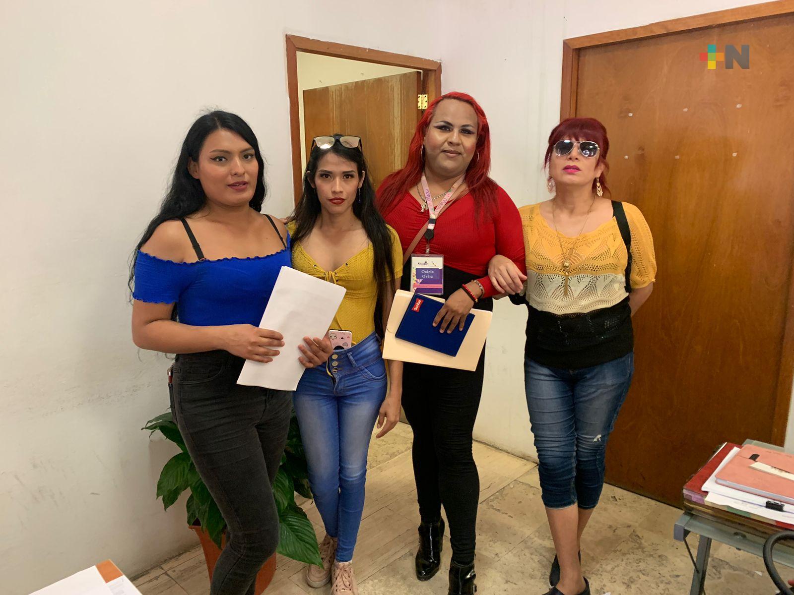 Mujeres trans tramitan cambio de  identidad de género en Coatza