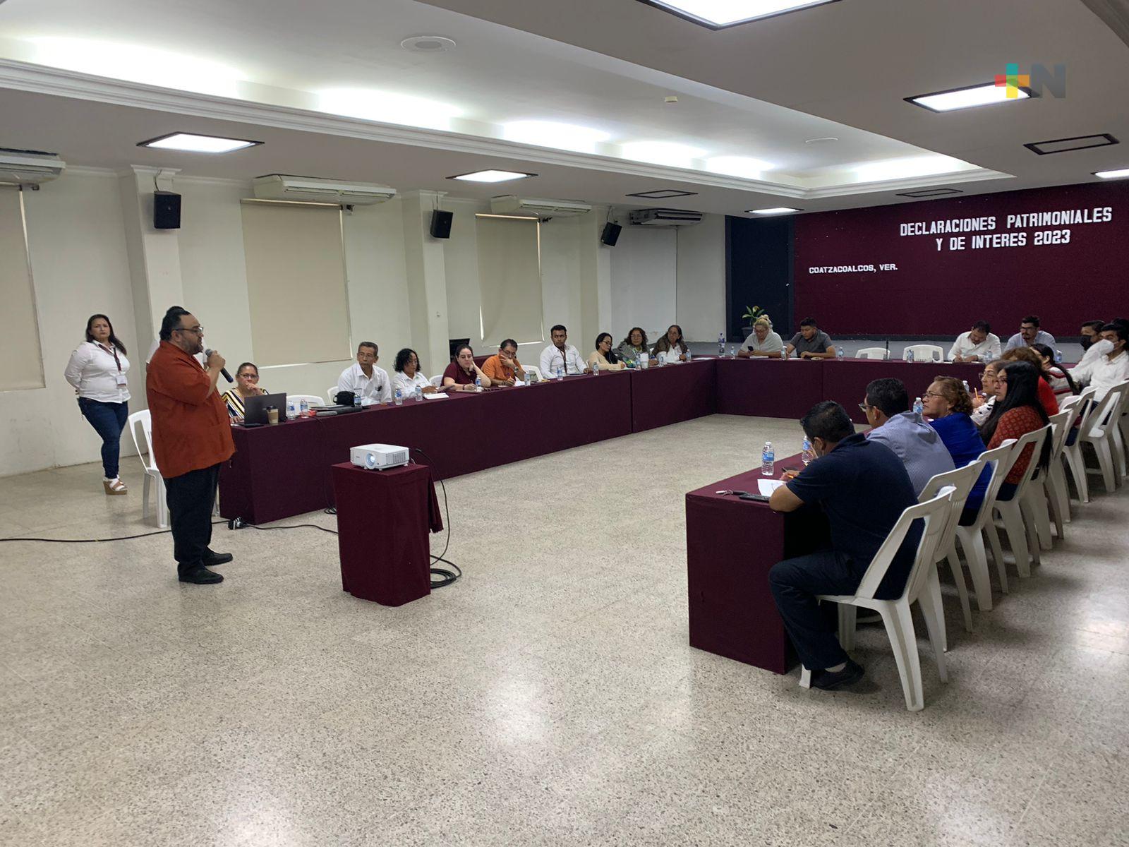 Funcionarios municipales de Coatzacoalcos se capacitan en materia de declaración patrimonial