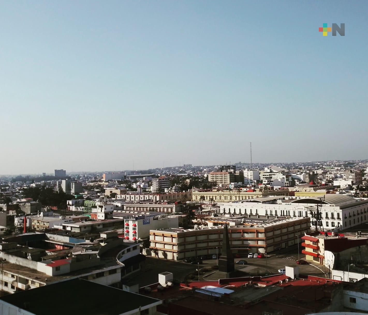 Temperaturas muy altas en la entidad veracruzana, disminuirían el viernes